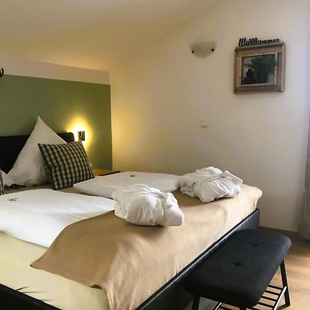 Zur Neuen Post Landgasthof Herzogsreut エクステリア 写真